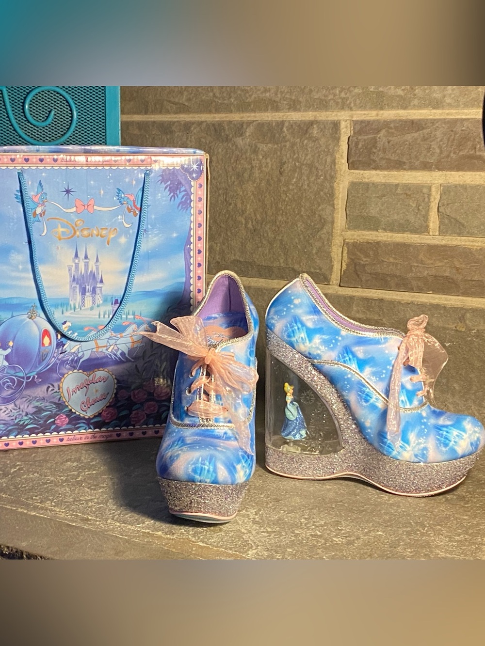 NIB IC Disney Princess CALL ME CINDERS platforms,clear wind up Cinderella heel
